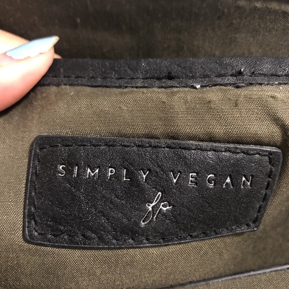 Simply Vegan Messenger bag - Picture 3 of 4